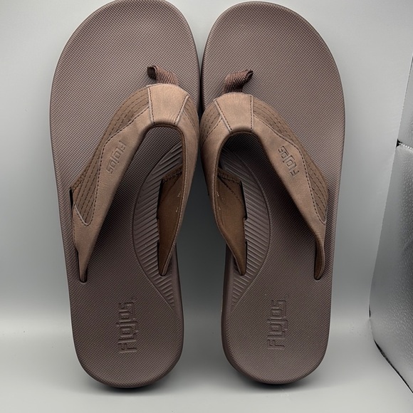 Flojos Brown Men’s Flip Flops size 12 new without tags - Picture 1 of 6